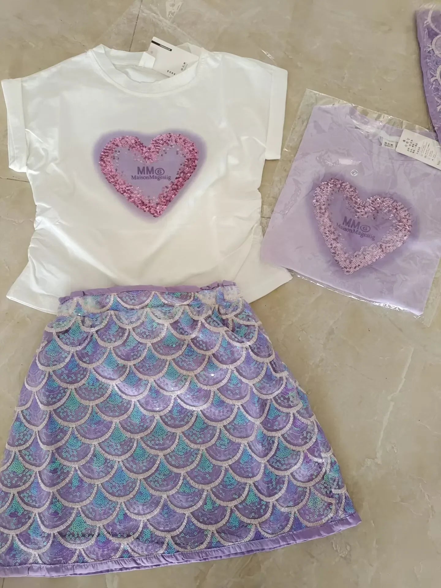 2024 New Baby Girls Summer Teenage Fashion Casual Sets, Love Pattern T-shirt + Sequined Skirts 3-9T