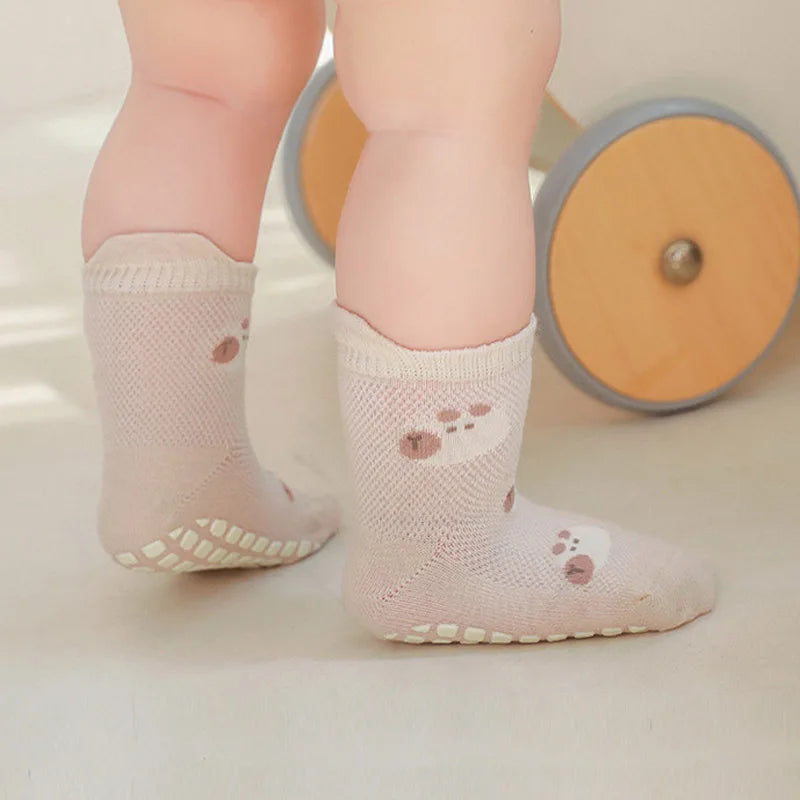 5 Pairs Childrens Non-Slip Socks Cute Cartoon Pattern Kids Boys Girls Floor Socks Comfortable Breathable for Toddler