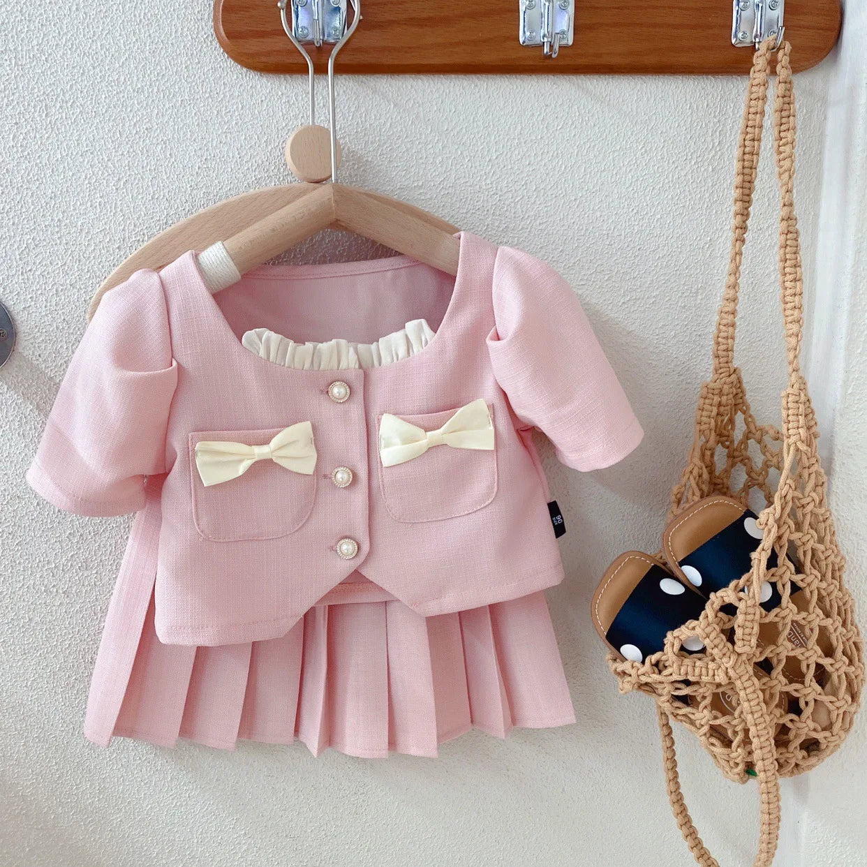 2023 New Kids Summer Short Sleeve Pocket Lace Bow Bead Coat Solid Color Pleated Skirt Two Pieces Set Girls Boutique Outfits