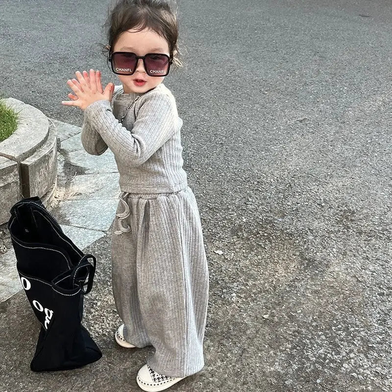 Round Neck Long-Sleeved Top Solid Color Pant Suit