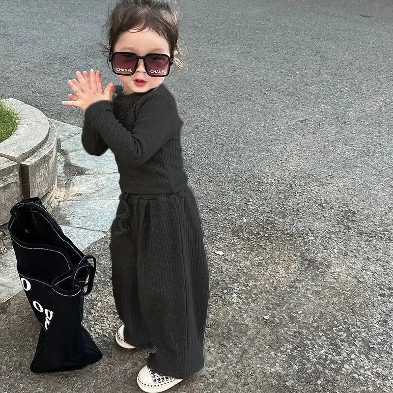 Round Neck Long-Sleeved Top 2pc