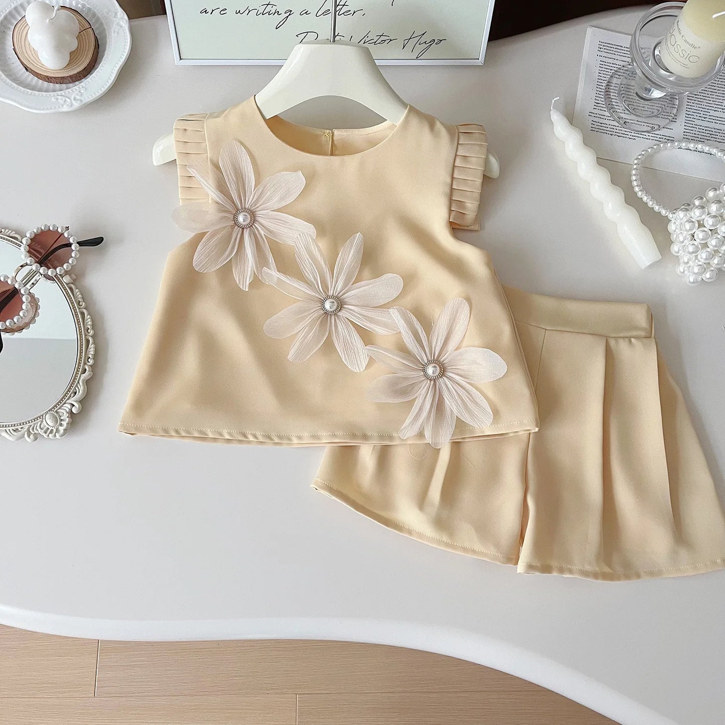 Children's Suit For Girls Summer Cute Three Flowers Short Sleeve Tshirt + Shorts 2 PC Sets Casual Outfit Baby Kids Clothing ﻿