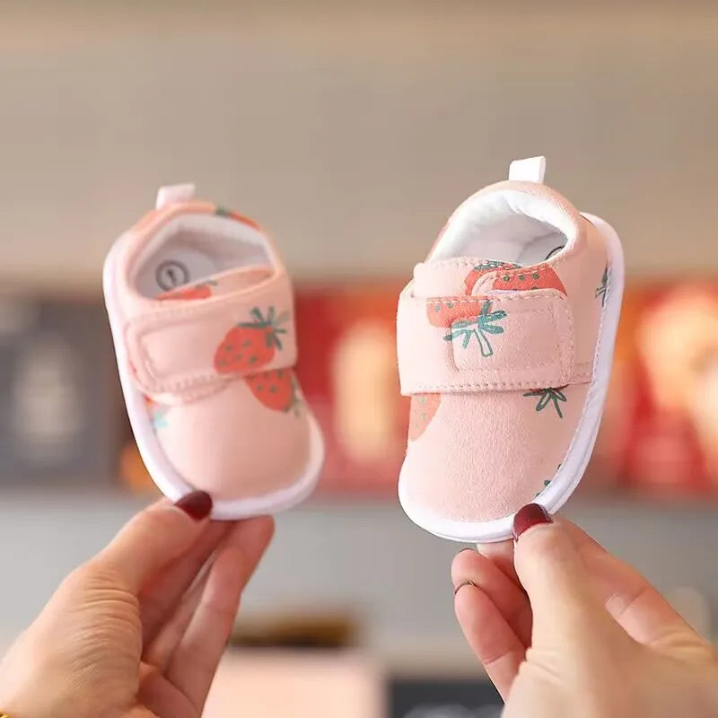 Cute Bear Soft Sole Comfortable Sandals for Infants and Toddlers